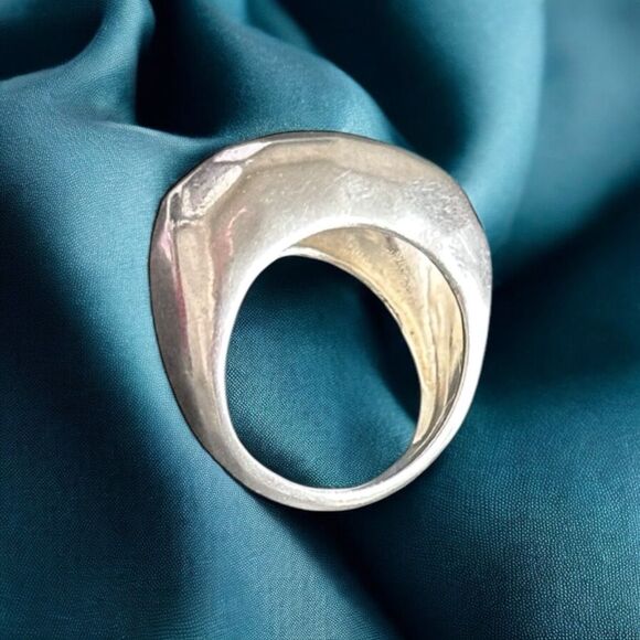 Silpada R2758 Classique Hammered 925 Sterling Silver Dome Ring Size 8 - Picture 5 of 16